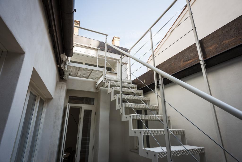 Myplace Campo Santa Margherita Apartments Венеція Екстер'єр фото